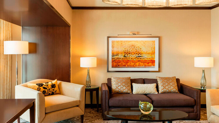 Sheraton Dubai Creek Hotel & Towers